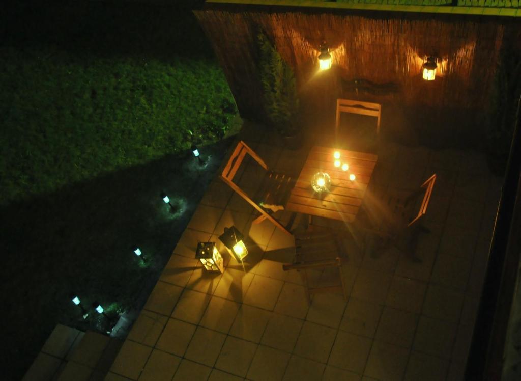 Hotel Anton House Varsovia Exterior foto