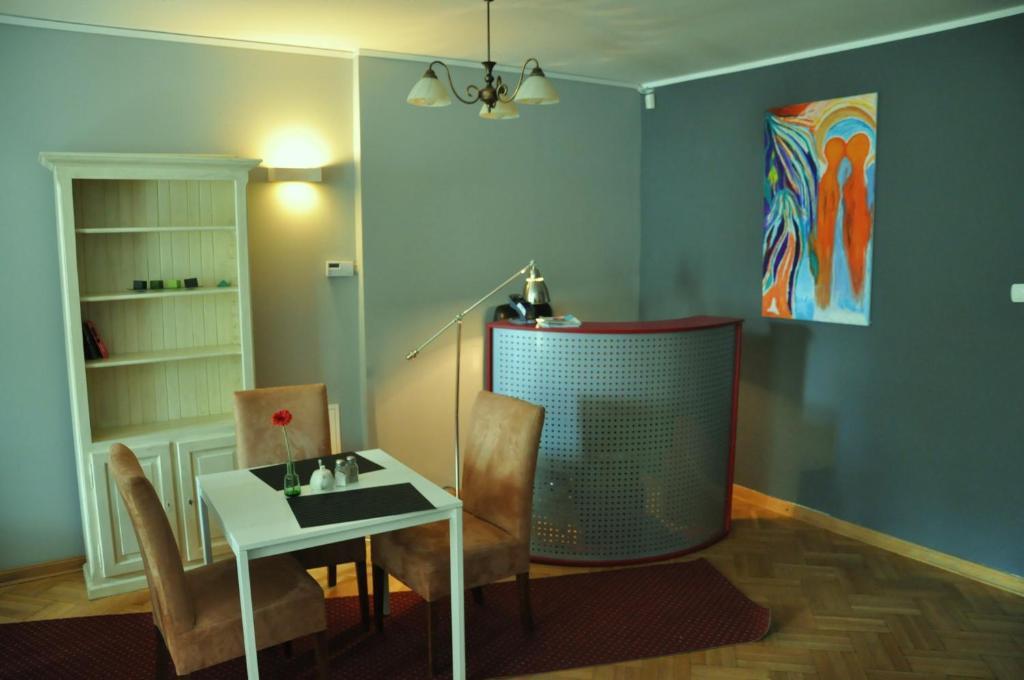 Hotel Anton House Varsovia Exterior foto